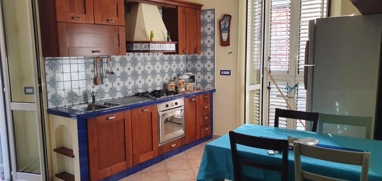 Casa Vacanze Simone Villa Fondi Bagian luar foto